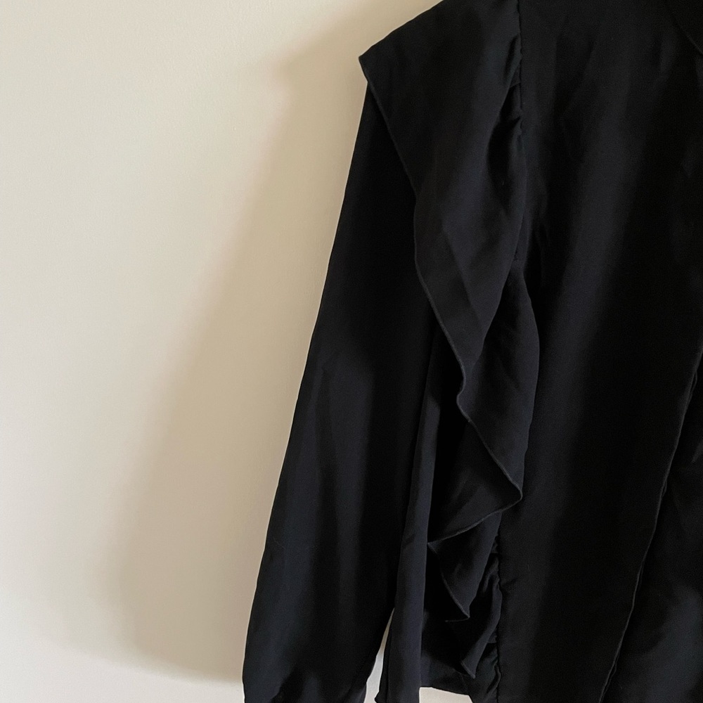 Aritzia Wilfred Black Silk and Polyester Ruffled Blouse Size XXS - Picture 7 of 9